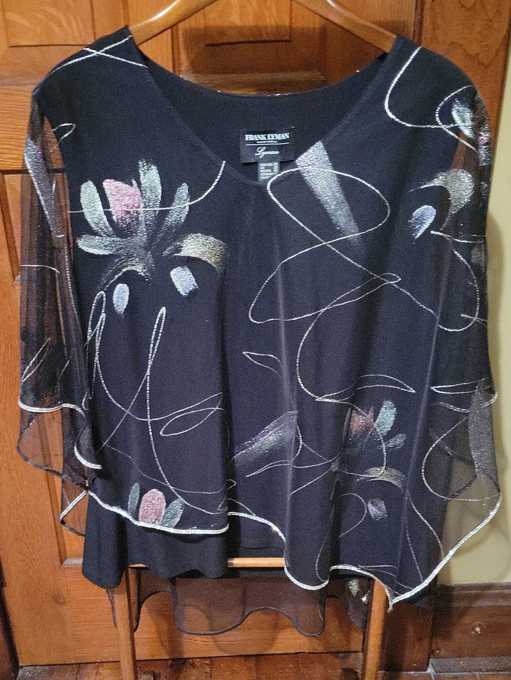 Frank Lyman Top